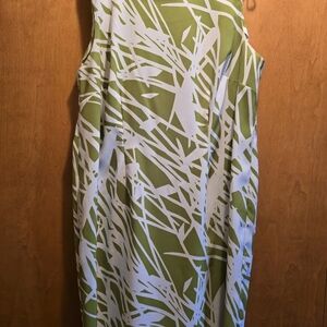 Ronni Nicole Green and White Patterned Midi Dress